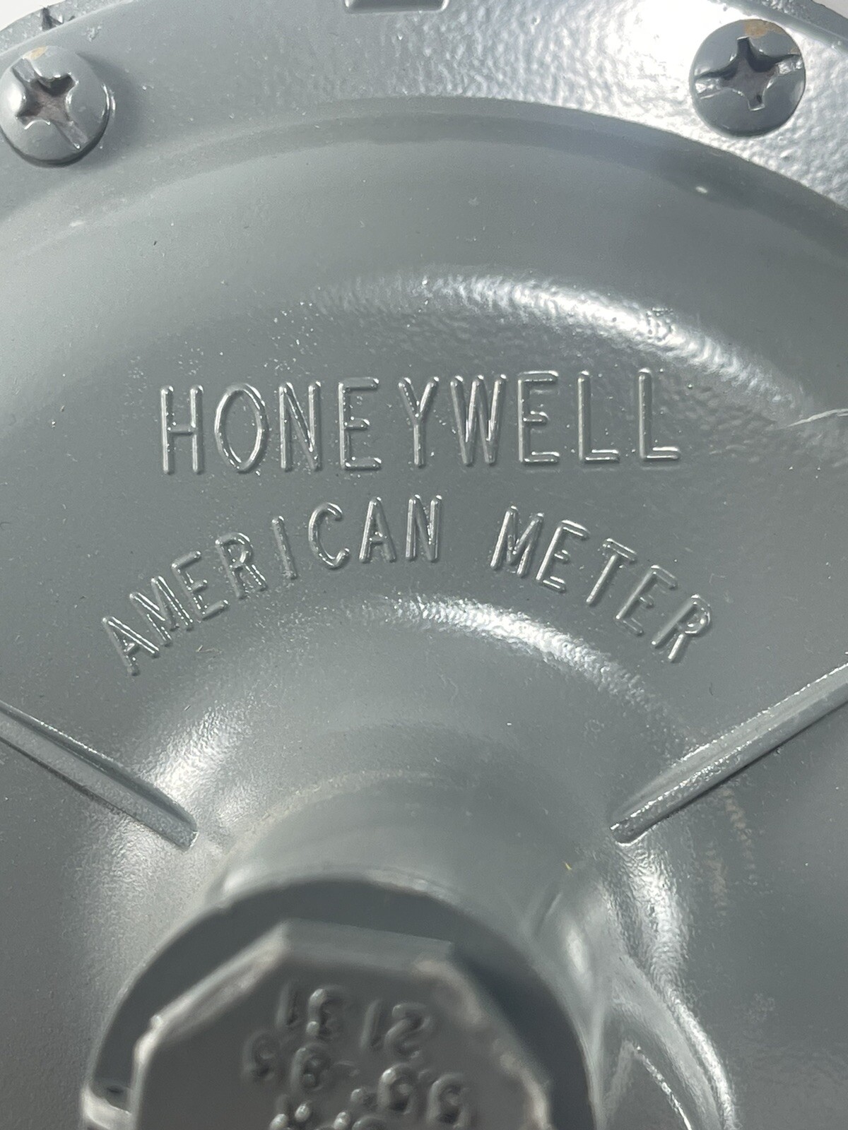 New American Meter 1813C 3/16” Orifice 1-1/4″-3/4″ NPT 5.5″-8.5″ W.C. Spring
