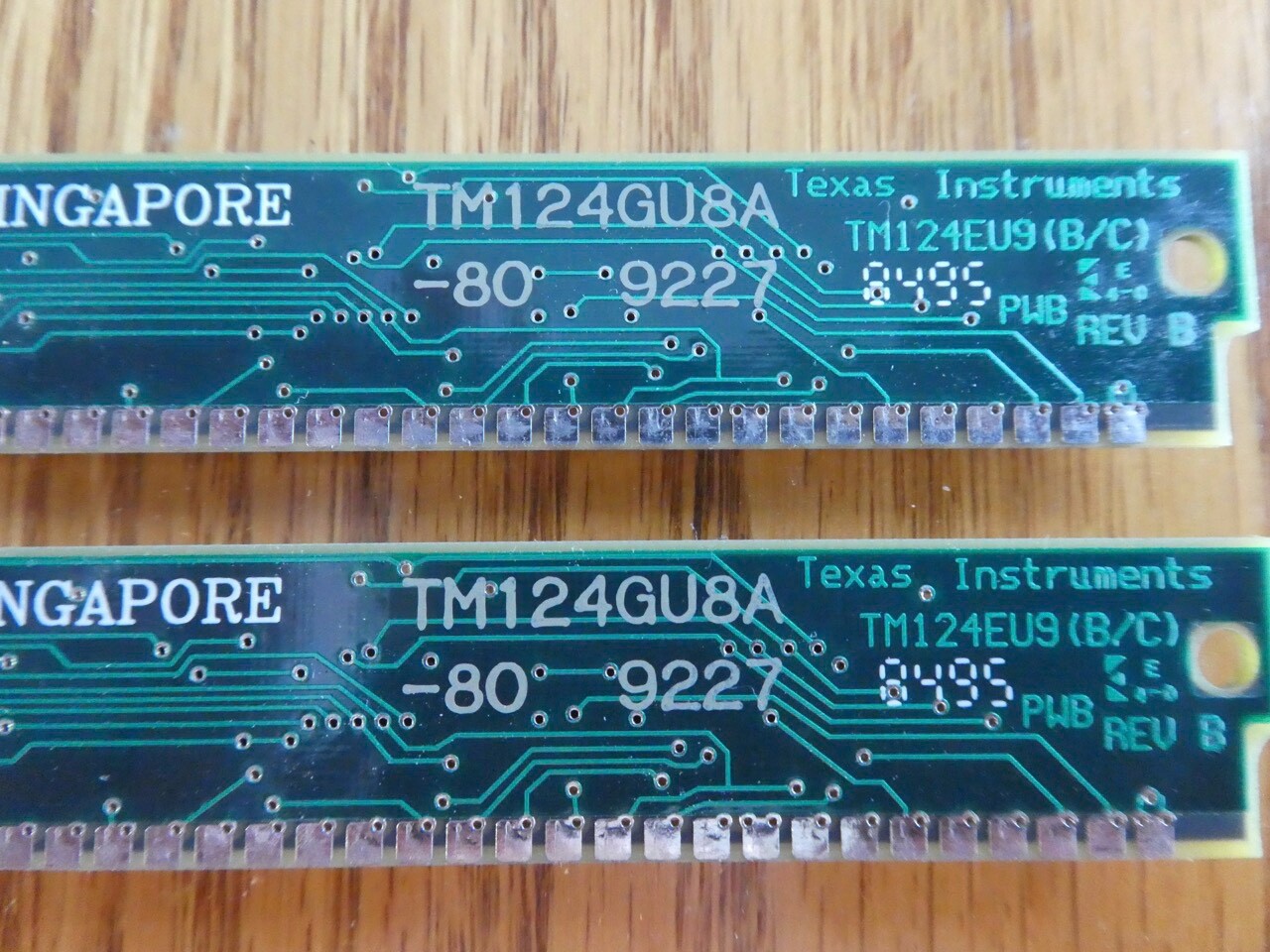Two TEXAS INST. TM124GU8A 8 BIT RAM MODULES – Mac Classic II or Performa 200