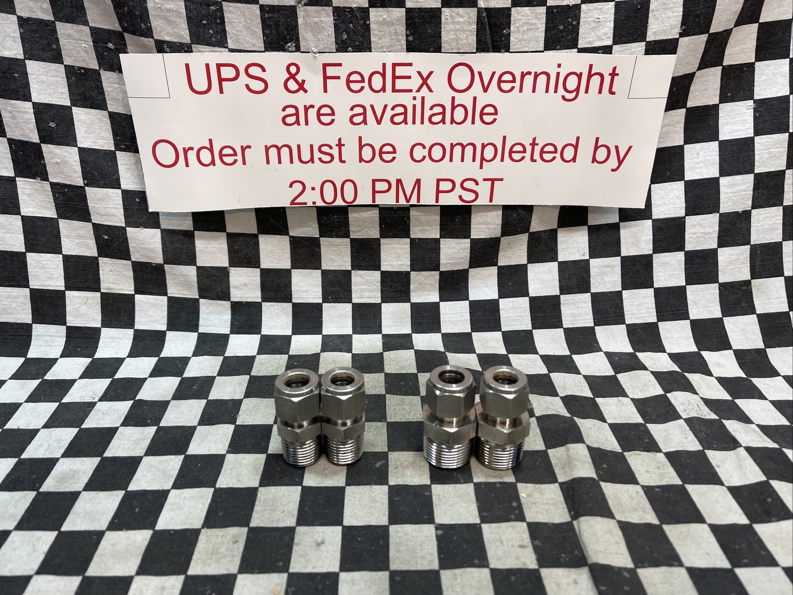 SWAGELOK SS-810-1-8 and SS-810-1-12, MALE CONNECTOR 1/2″ TUBE, Lot Of 4#104P8