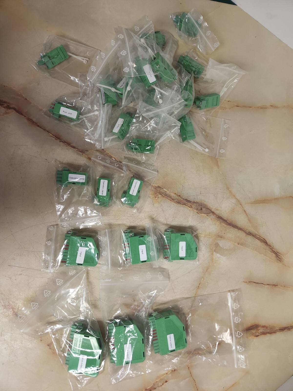 PHOENIX CONTACT (2) KGS-MSTB-2.5/12 (3) 2.5/9 (3) 2.5/4 (18) 2.5/2 – LOT – NEW