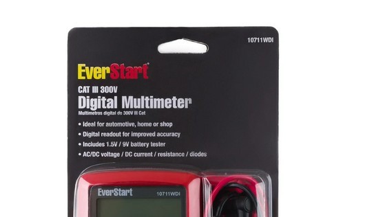 EverStart 300V Digital Multimeter 10711WDI – Black and Red Great Condition