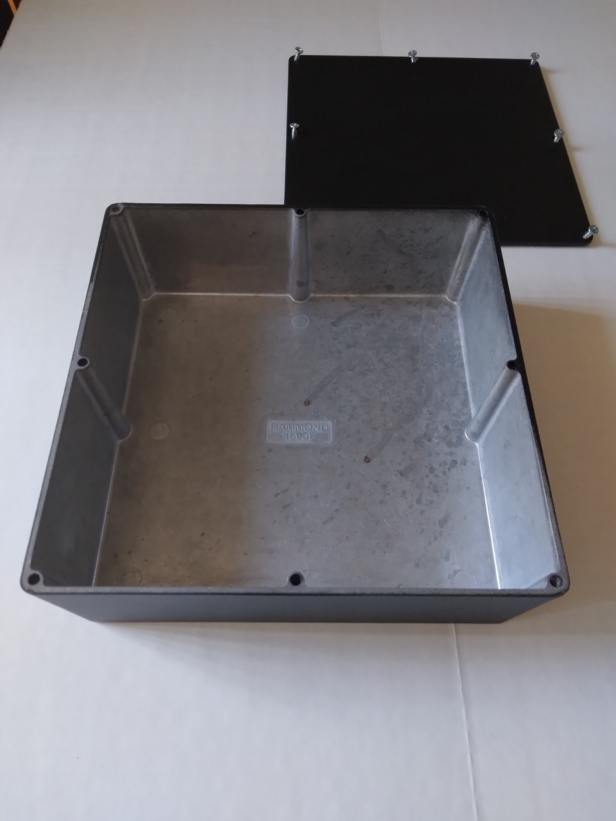 Heavy Duty Metal Project Box Large Black Vintage (7 1/4″ x 7 1/4″ x 2 5/8″)