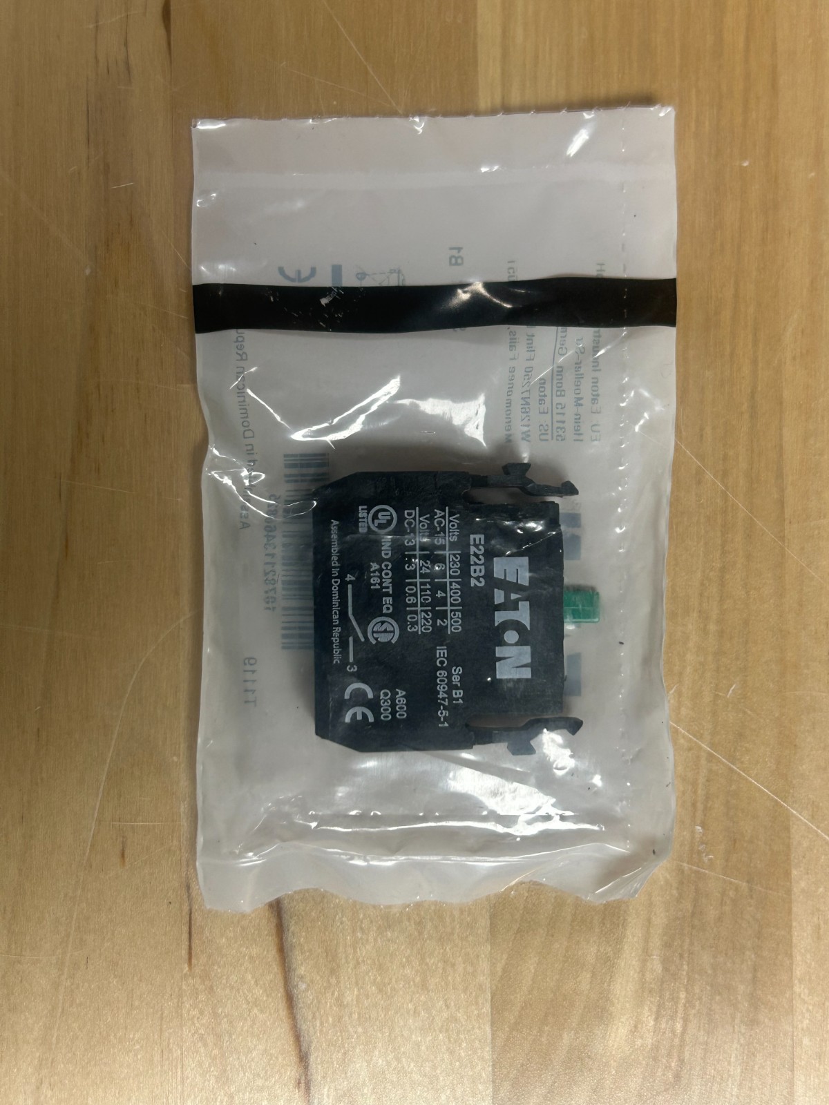 Eaton Cutler-Hammer E22B2 Contact Block New