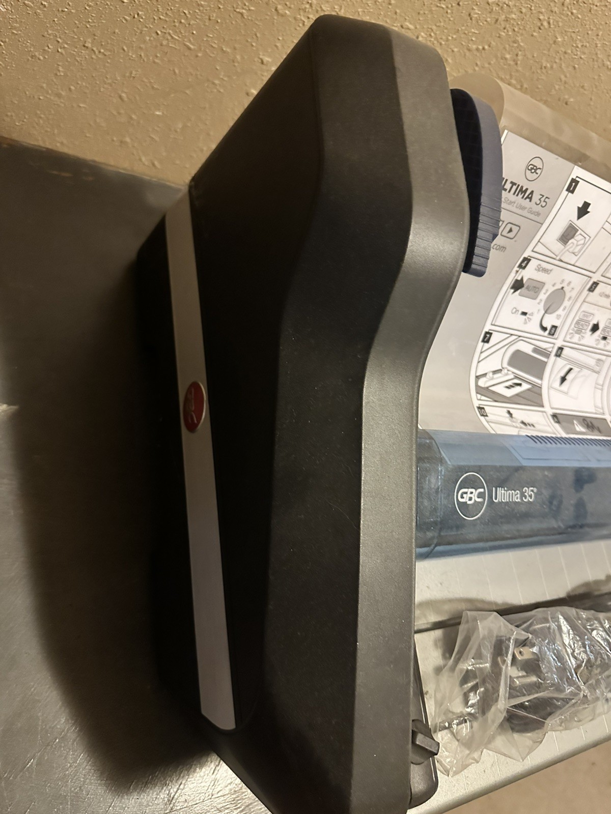 GBC HeatSeal Hot Laminator 1701680 GBC HeatSeal 1701680 033816054516