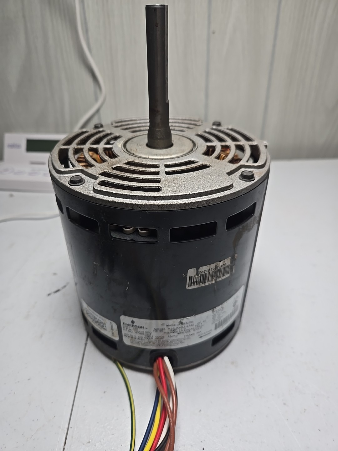 Lennox 47468-001 Blower Motor 9/10 HP 120V 1Ph 1000 RPM K55HXKRA-9742 Used