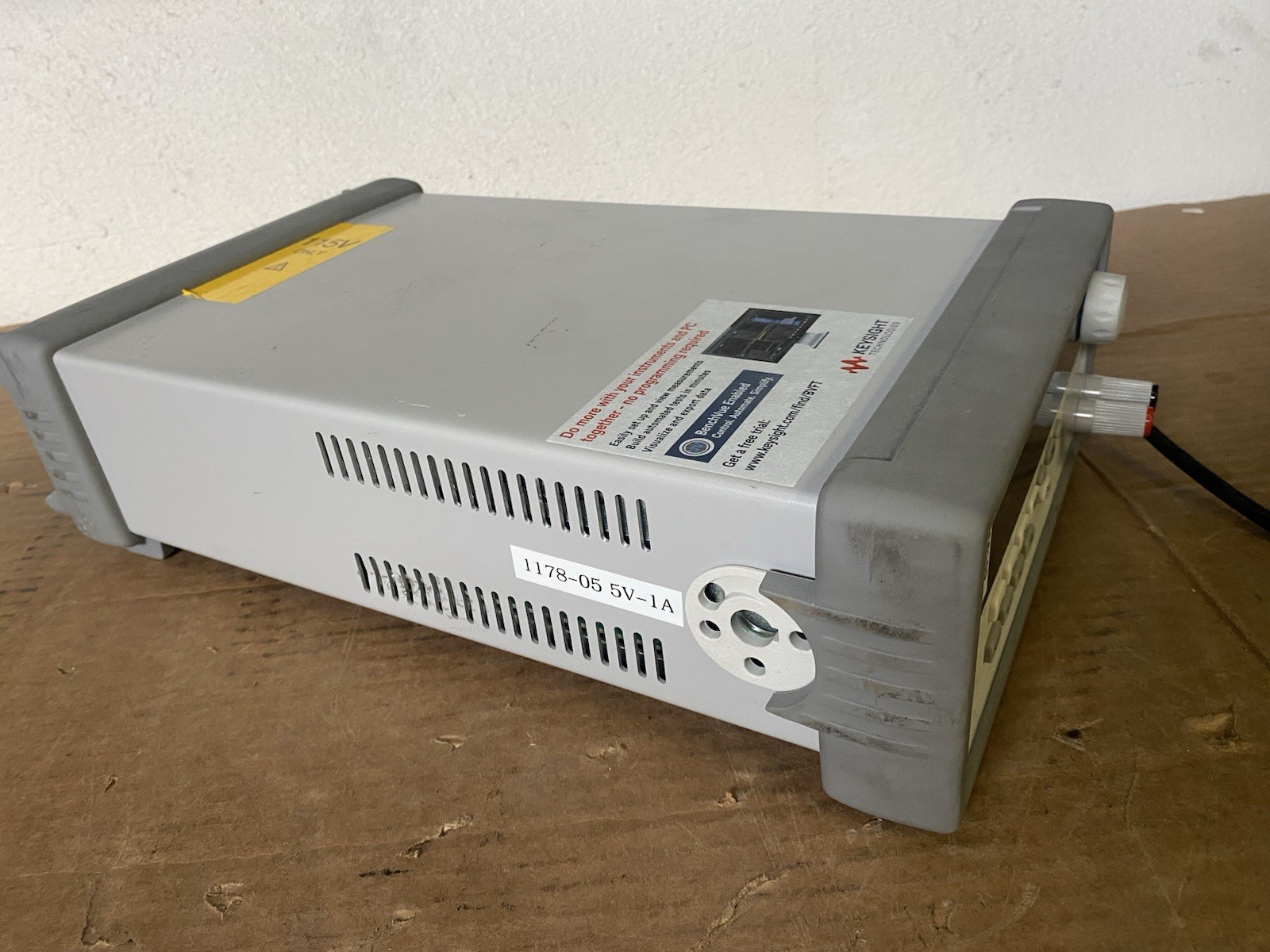 Genuine HP Keysight Agilent E3645A DC Power Supply 35V 2.2A 60V 1.3A