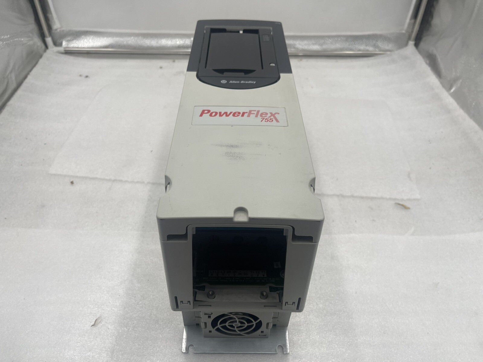 NEW ALLEN BRADLEY PowerFlex 755 20G11ND2P1AA0NNNNN 1 HP VFD DRIVE STOCK 3697