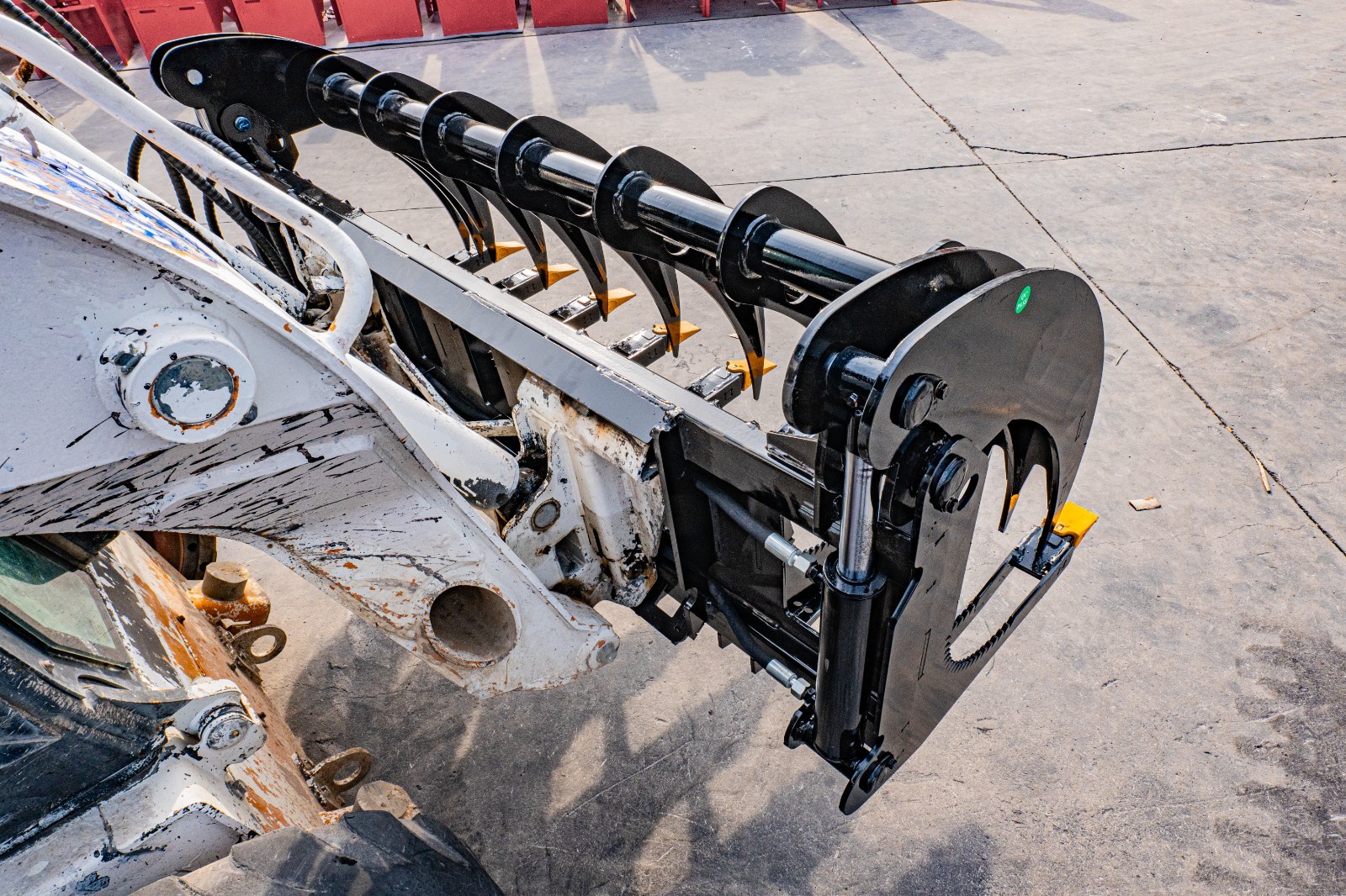 72″ Brush Root Rake Grapple Attachment For Bobcat Skid Steer