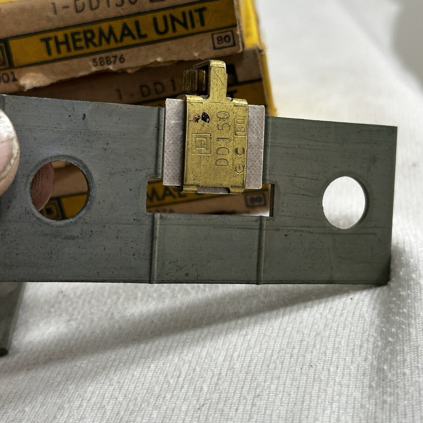 LOT OF 7 NEW SQUARE D OVERLOAD RELAY THERMAL UNITS 1-DD121, 1-DD140, 1-DD150