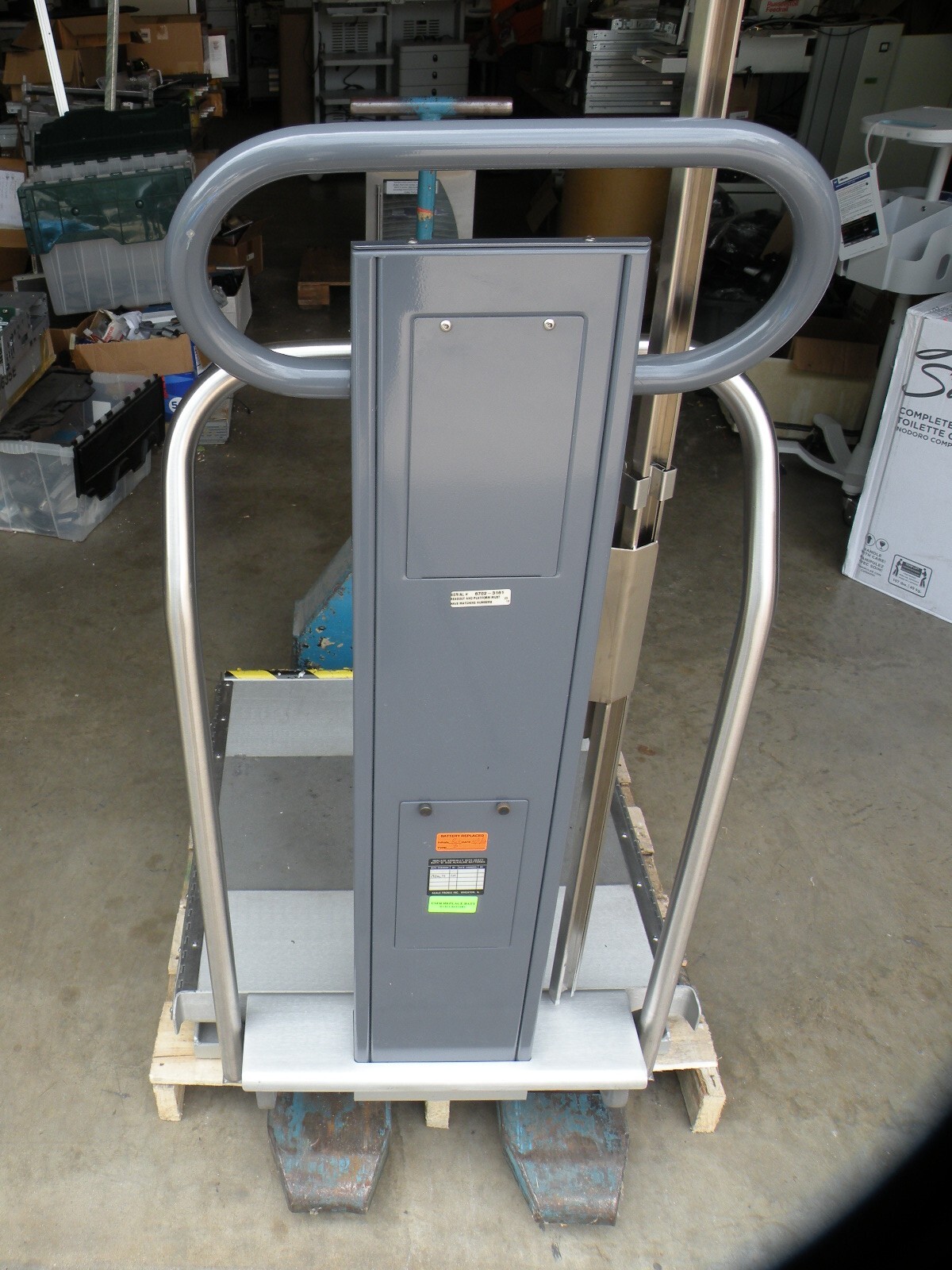 SCALE TRONIX 6702 MEDICAL WHEELCHAIR PLATFORM SCALE W/ HEIGHT MEASUREMENT BAR