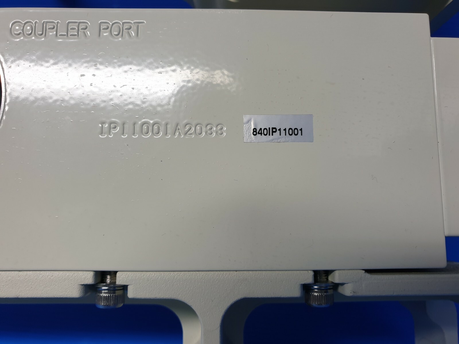 Universal Microwave Technology UTM 840IP11K1B, MK-4003-0 11.7GHz