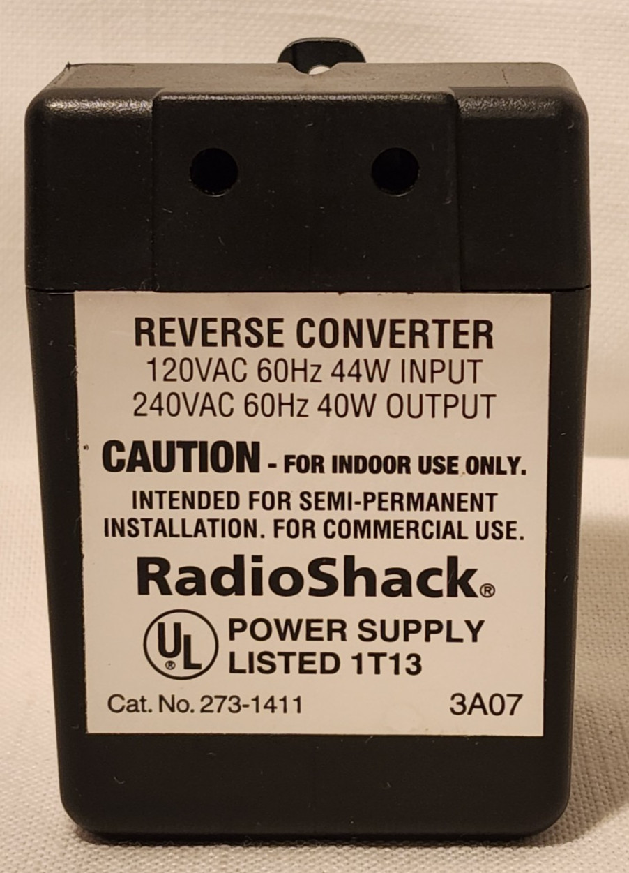 Radio Shack 273-1411 Reverse Converter , Output 240VAC / 60 Hz / 40 W