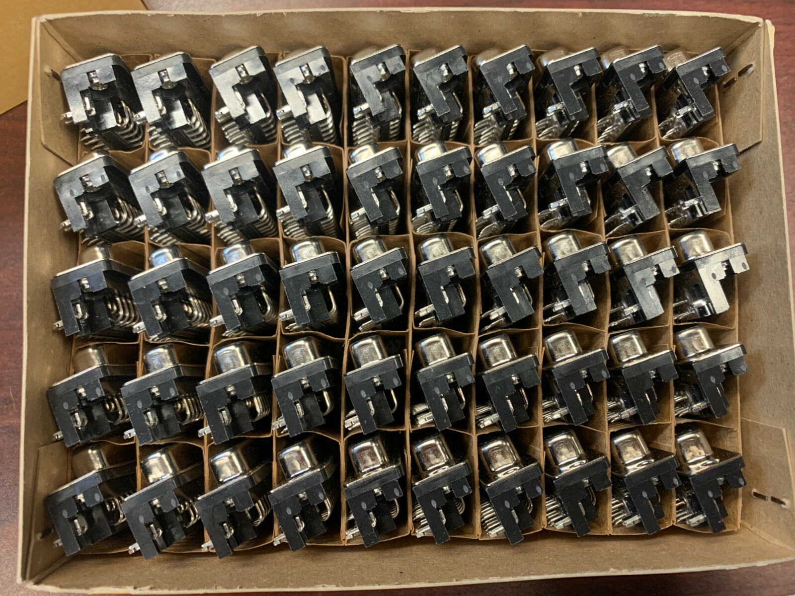 50-PCS Lot Tokin Corporation EJBY-25S-1T3F D-Sub SKT 25 POS 2.77mm Solder RA