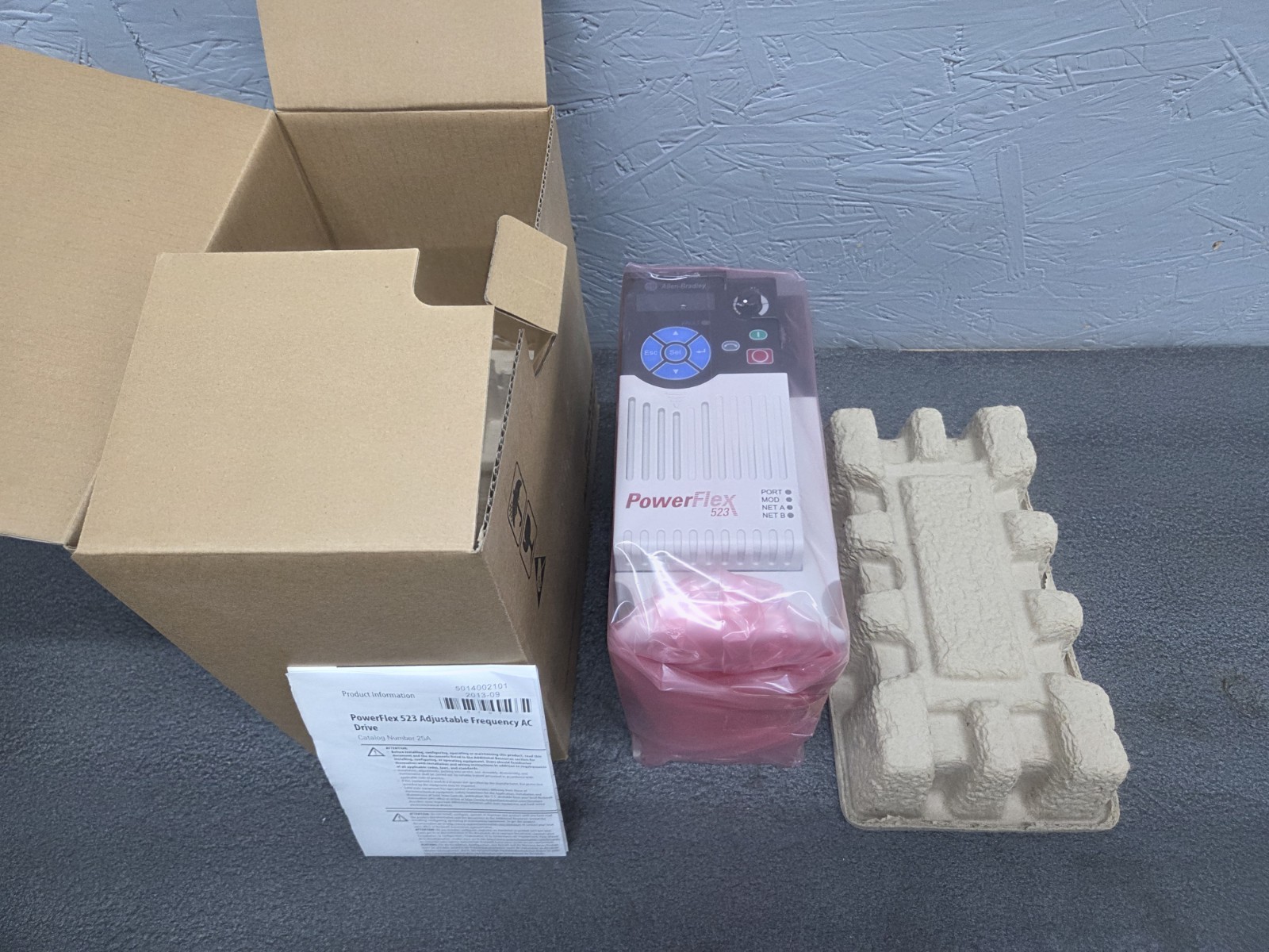 Allen-Bradley PowerFlex 523 25A-D010N104, 480V, 5HP, 3PH, Ser A, NOS AC Drive