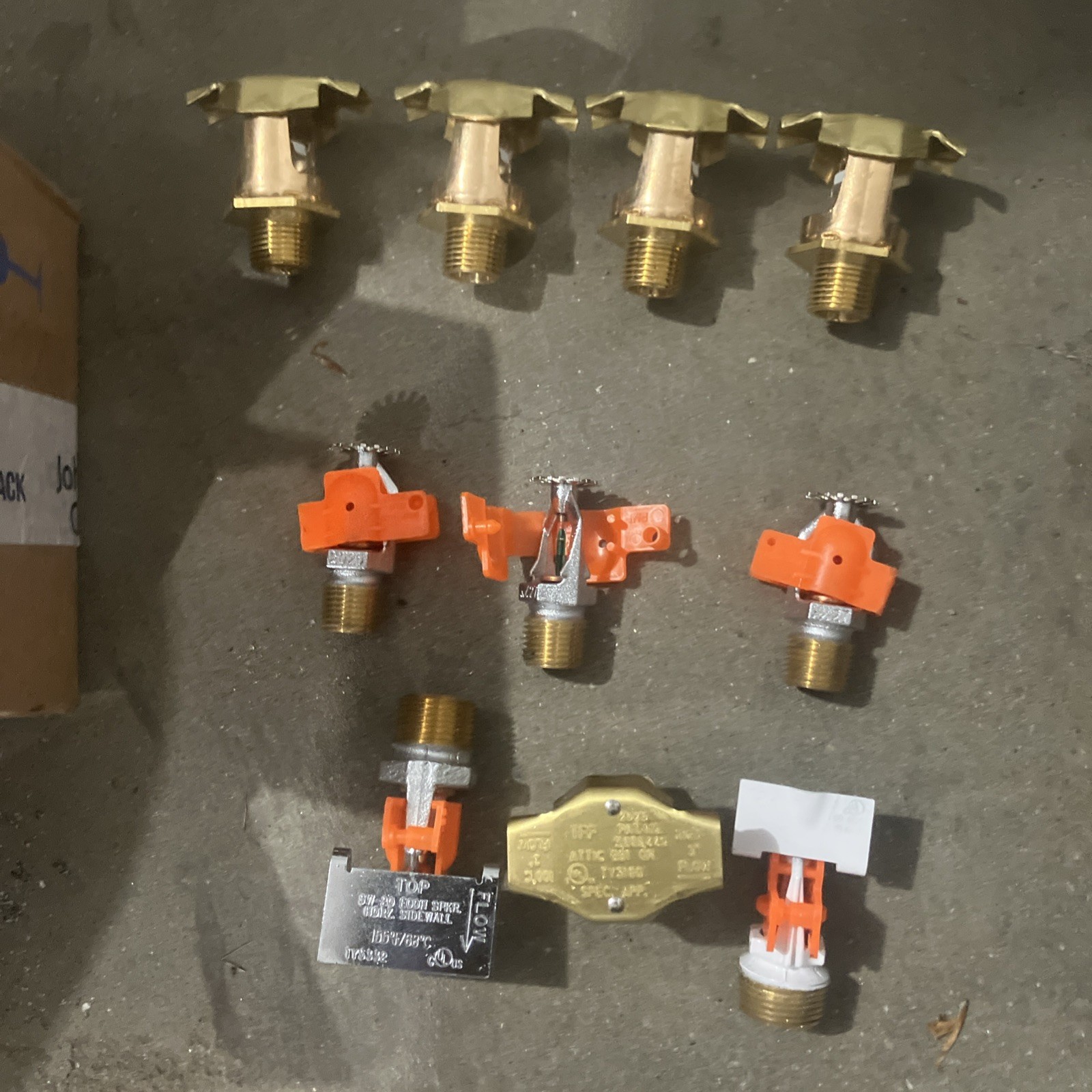 Tyco Fire Sprinkler Head TY5332 TY 4332 TY3180 Vivaulic V27 Lot of 18 NOS