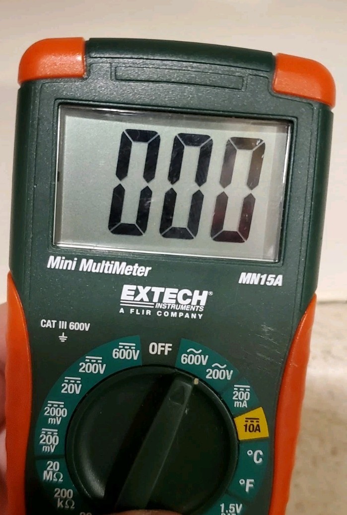 Fluke T5-600 Handheld Electrical Tester w/Leads + EXTECH MULTIMETER MN15A EUC