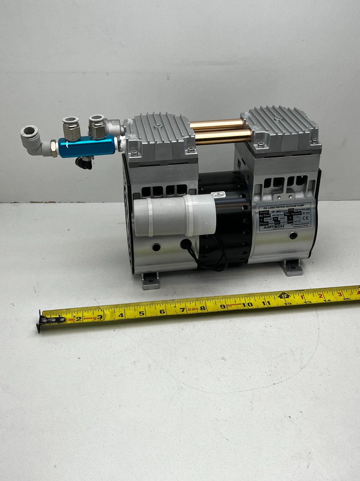 Airtech HP-200SV Oil-Less Vacuum Pump 200-240V 1Ph, 80torr