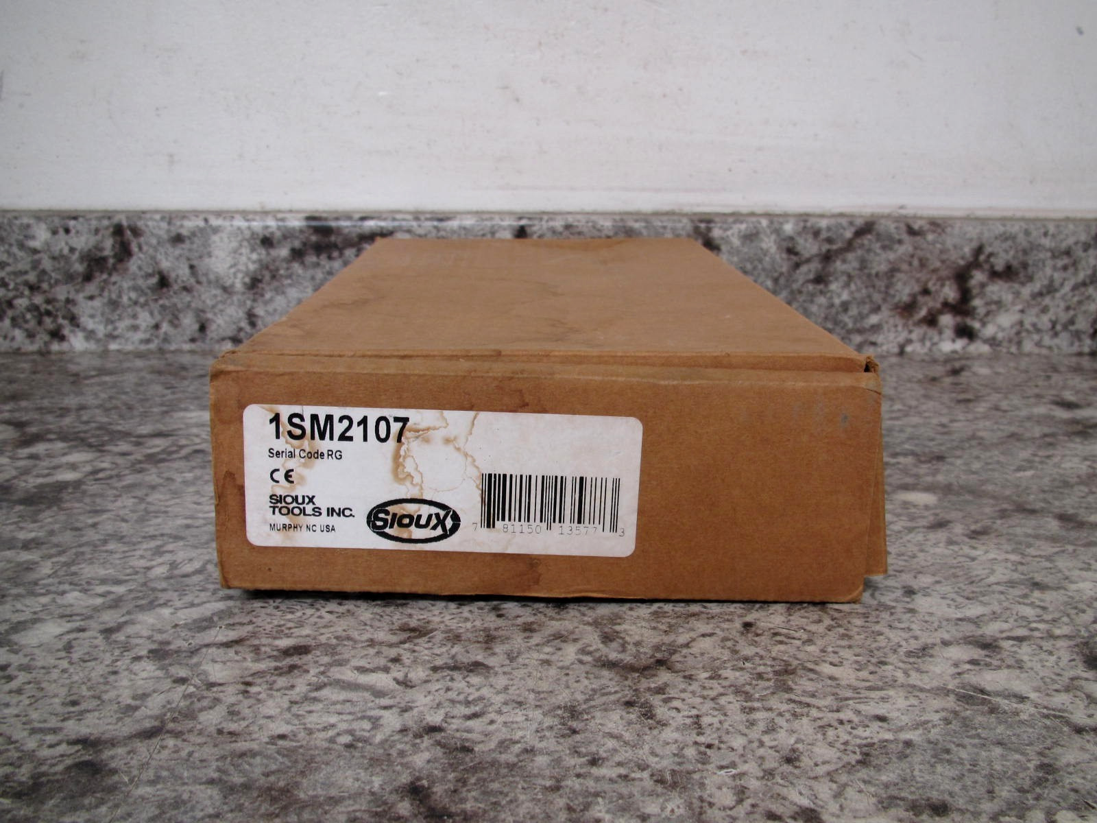 New Sioux 1SM2107 1/4″ 800RPM Stall Inline Reversible Pneumatic Air Screwdriver