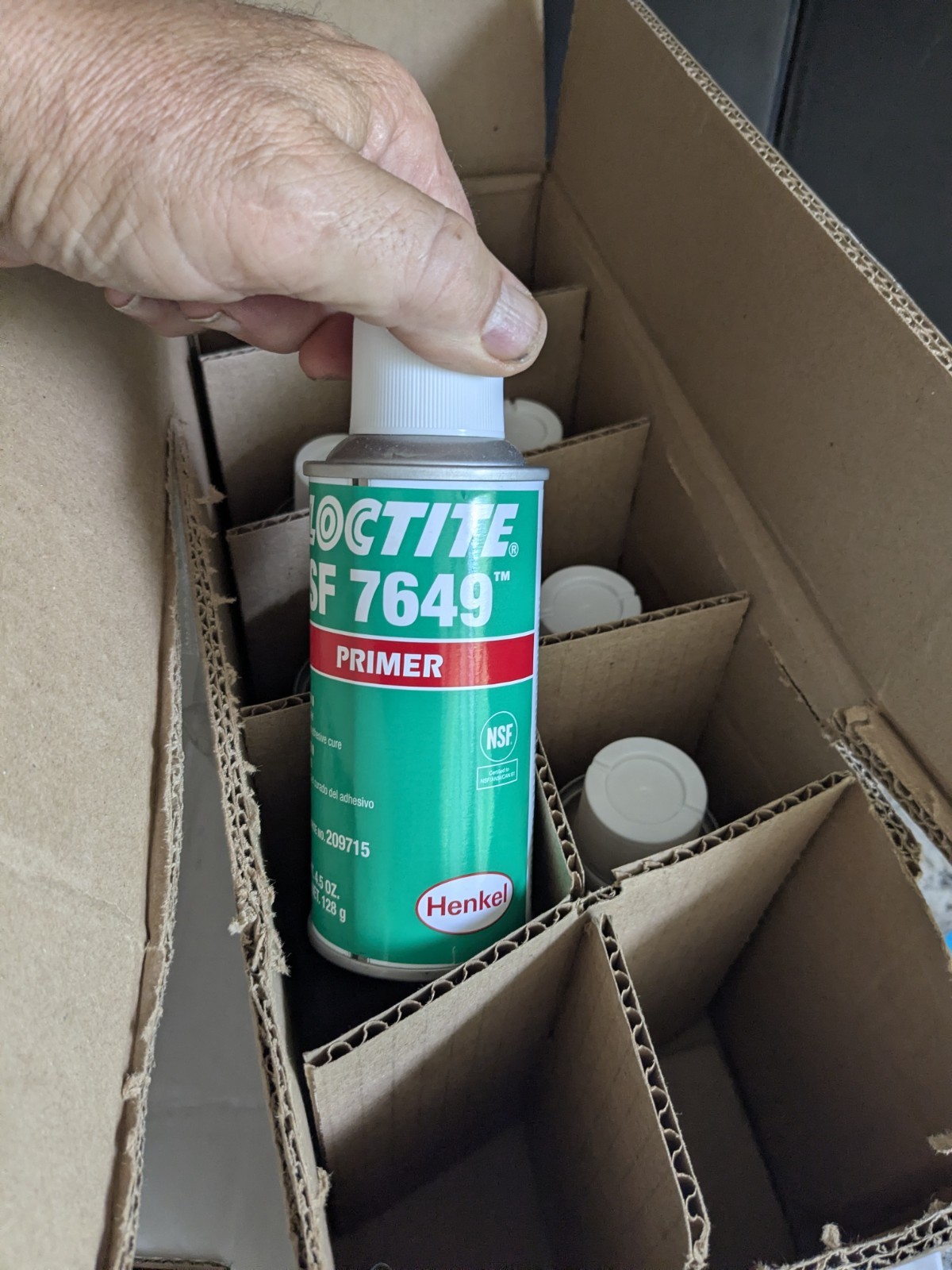Lot 7 Loctite SF 7649 Spray Primer N, 4.5oz Can Aerosol EXP 3/25. Part 209715