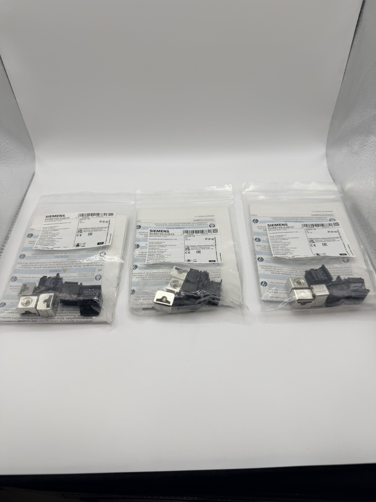 LOT OF 3 -Siemens 3VA9133-0JB10 Sentron Lug Terminal Kit 3-Piece 125A 14-8 AWG