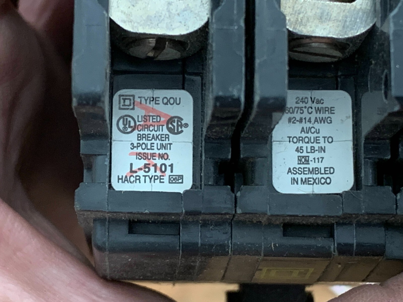 Square D Mini Circuit Breaker 120/240VAC 48VDC 3Pole P/N L-5101 HACR QOU