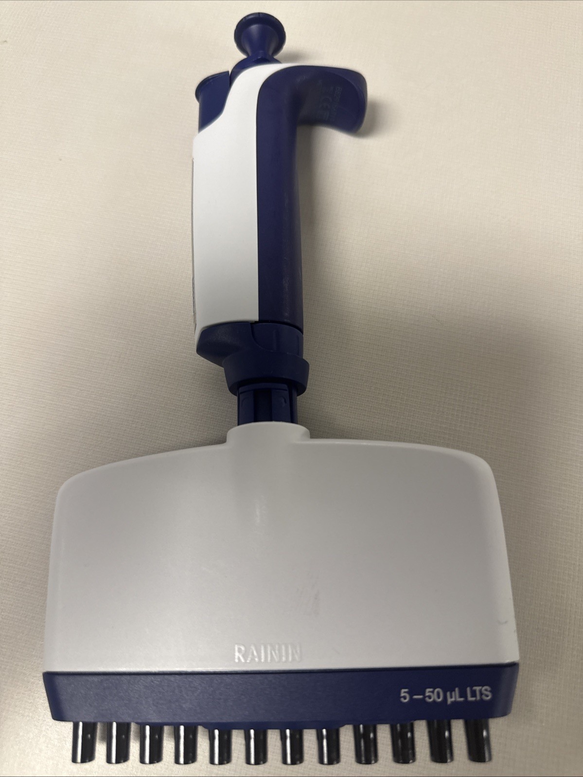 RAININ Pipet-Lite L-50 XLS 5-50uL LTS Multi Adjustable 12-Channel Pipette