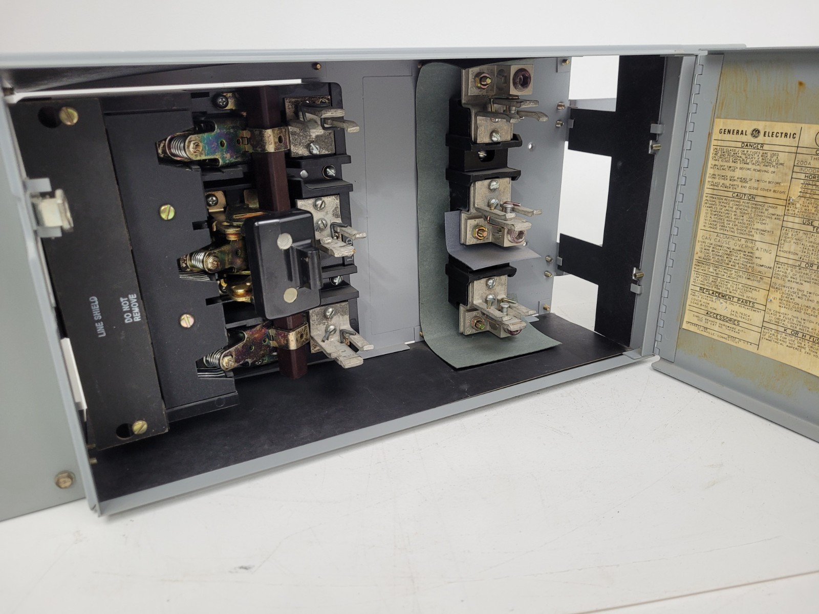 THFP324 GE 200 Amp 240 Volt Panelboard Unit Switch – Next Day Option