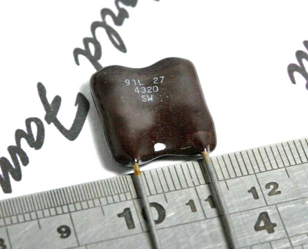 1pcs – CDE 4320P (4320pF 4.32nF) 500V Silvered Mica Capacitor