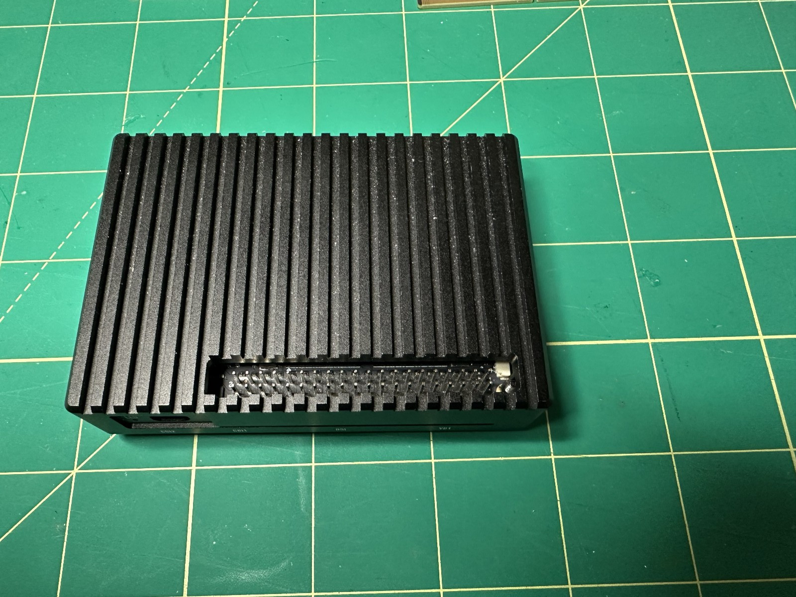 Khadas VIM4 in KKSB fanless case – 8GB RAM 32GB emmc (see details)