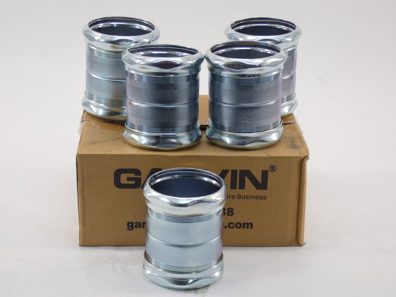 *Box of 5* Garvin CCP-350 EMT Compression 3-1/2″ Coupling Southwire – NEW Sur…