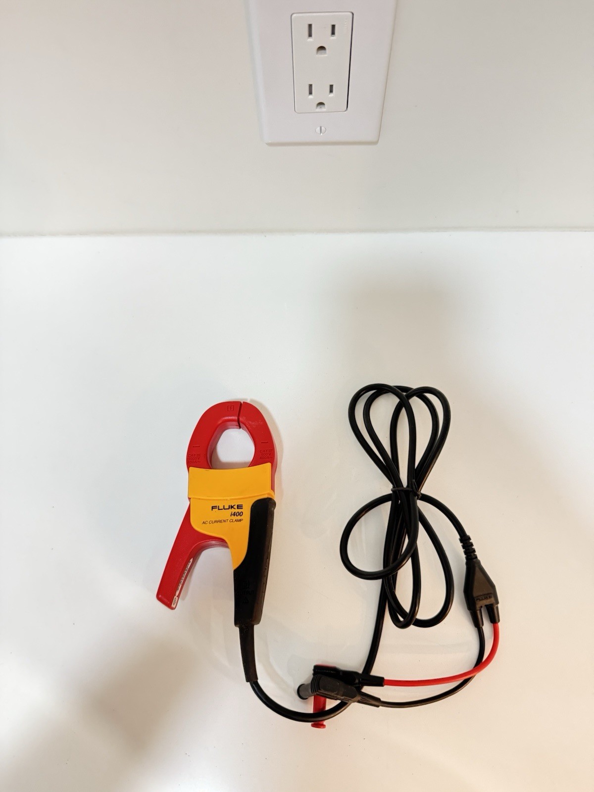 FLUKE I400 AC CURRENT CLAMP (NEW) SHIPS FAST – TESTED