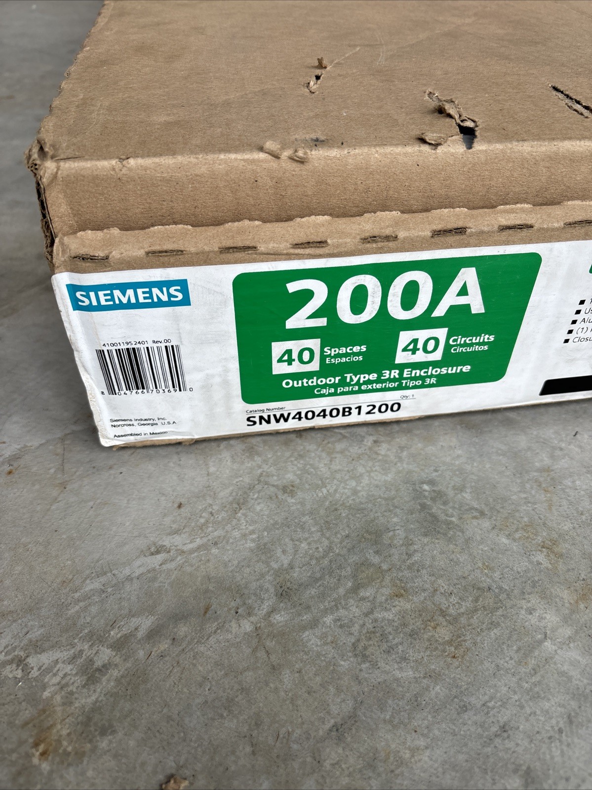 SIEMENS SNW4040B1200 200 Amp 40-Space 40-Circuit Main Breaker Load Center