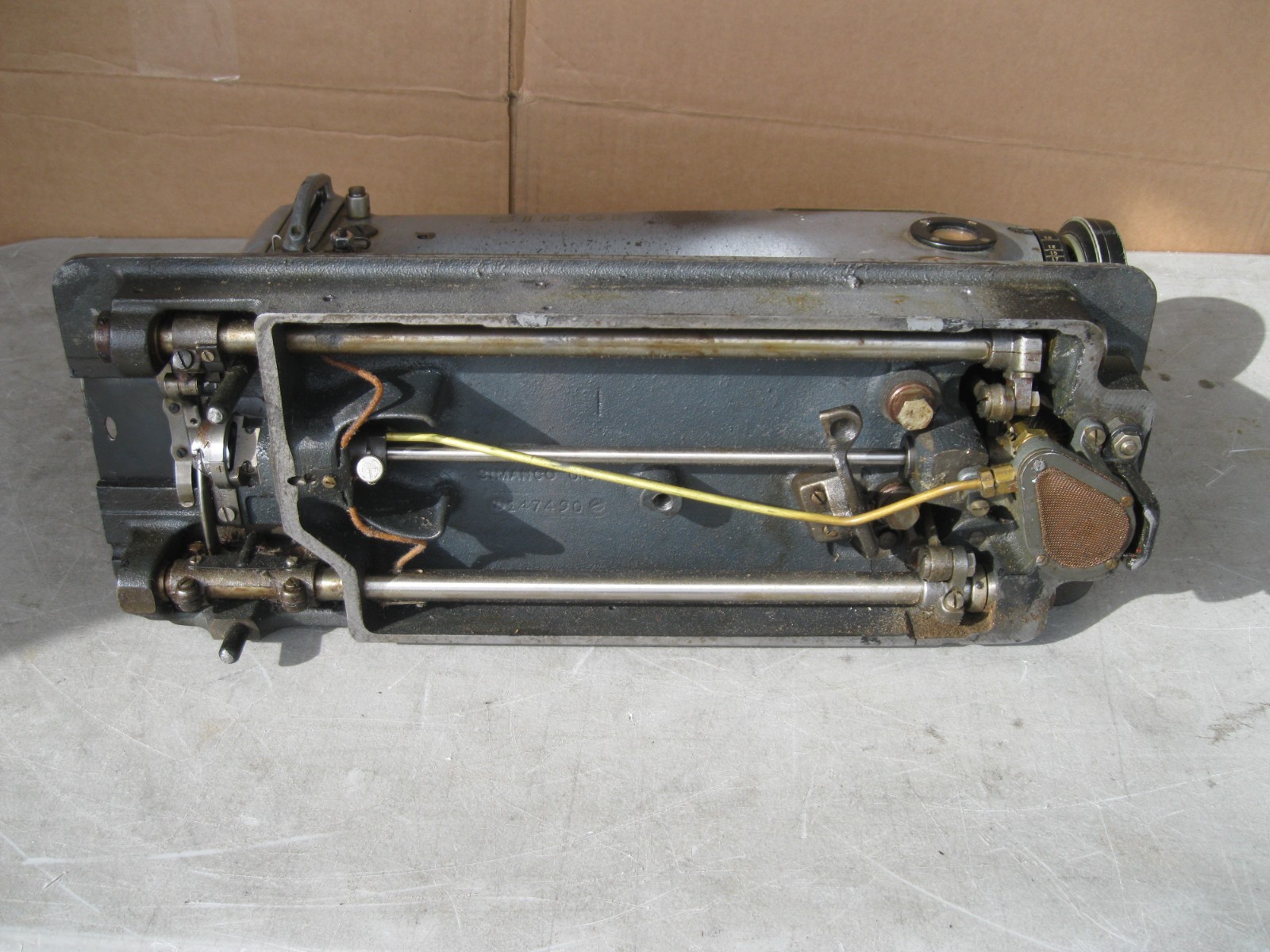 Singer 251-12 Upholstery Machine–FOR PARTS / REPAIR–UNTESTED–AS IS