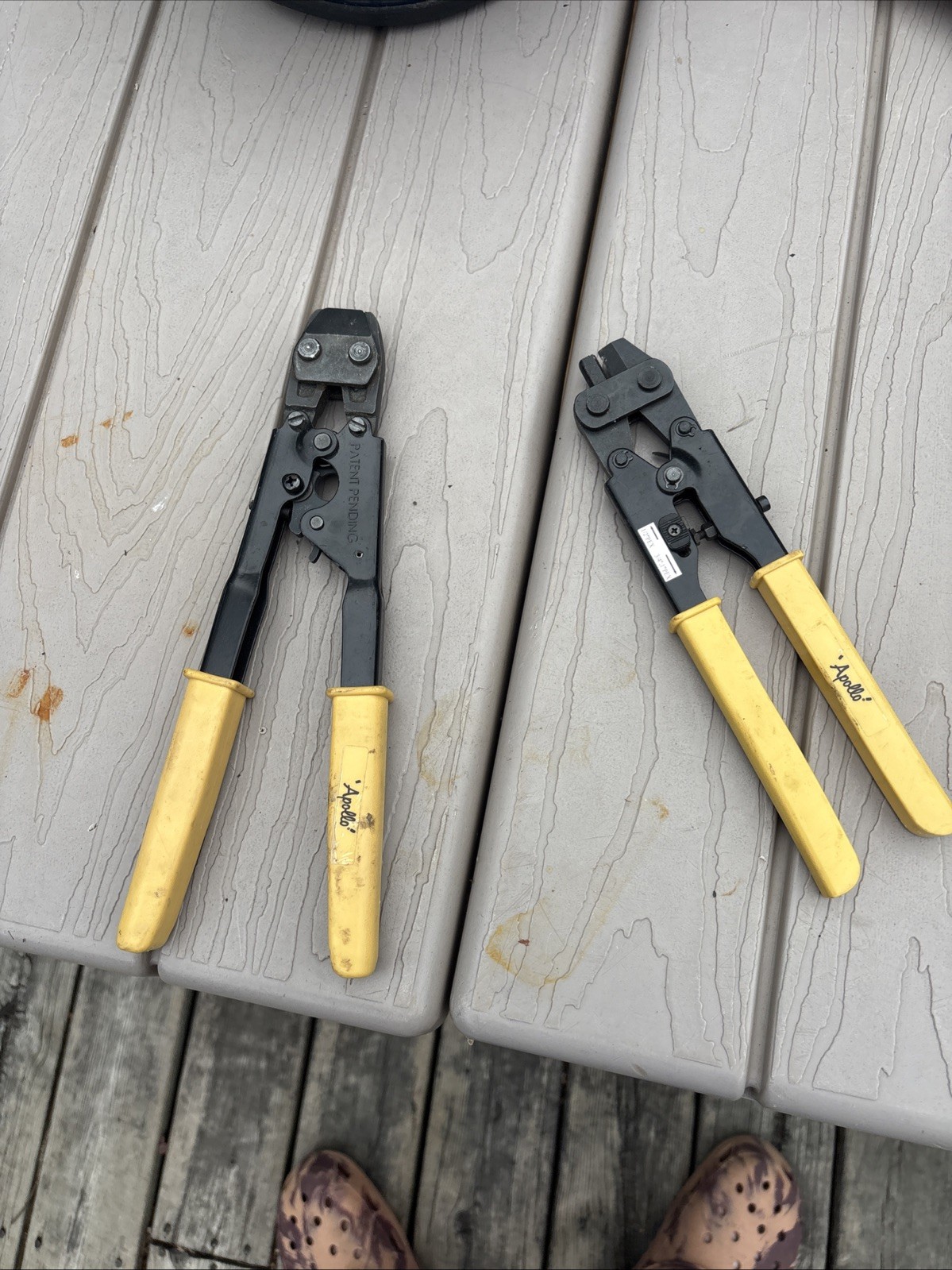 Apollo PEX Clamp Tool 3/8 in. and 3/4 in. & 1/2 To 3/4 Crimp Sleeve Combo Tool