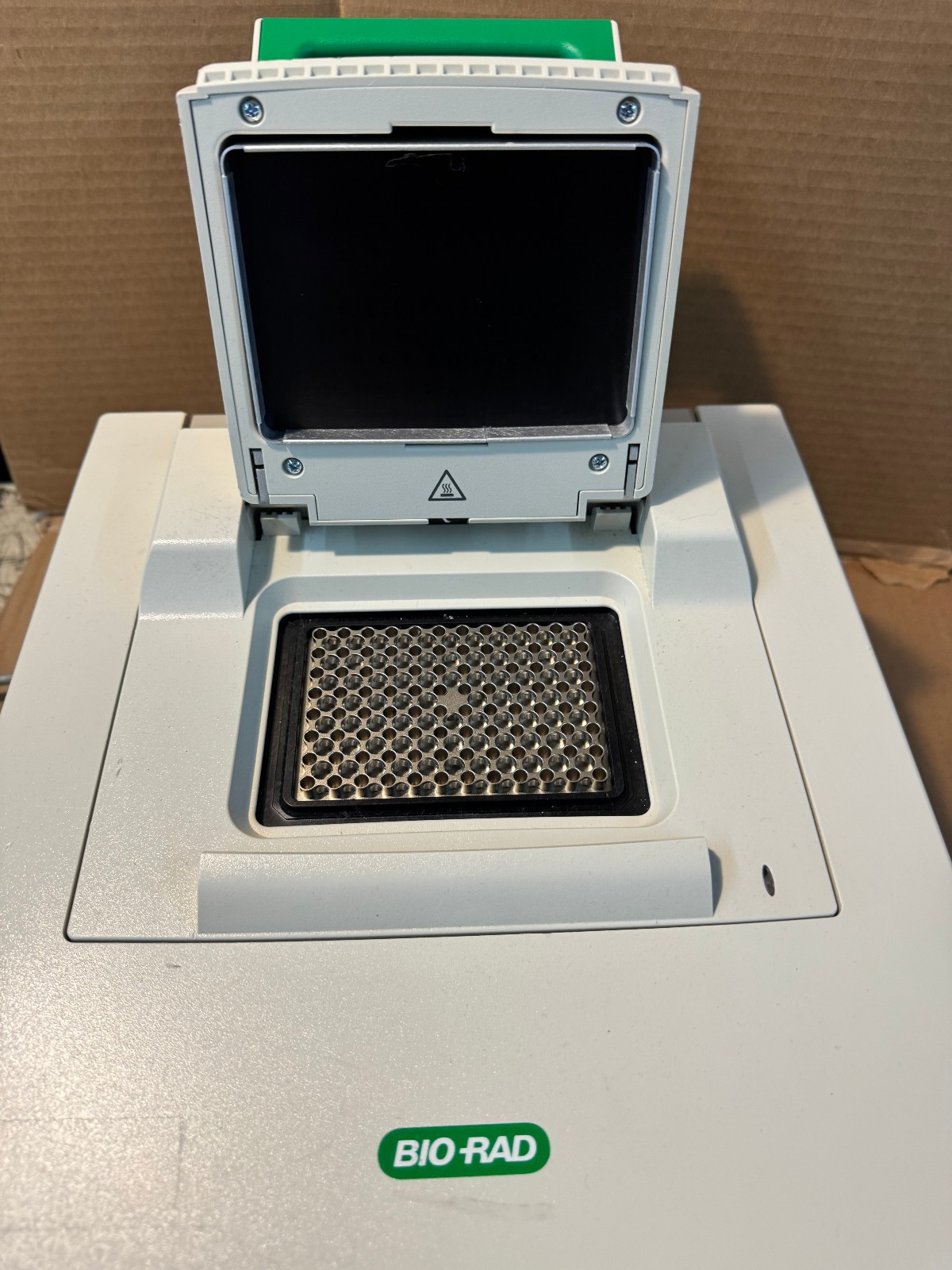Bio-Rad C1000 Touch Thermal Cycler with 96-well Fast Reaction Module