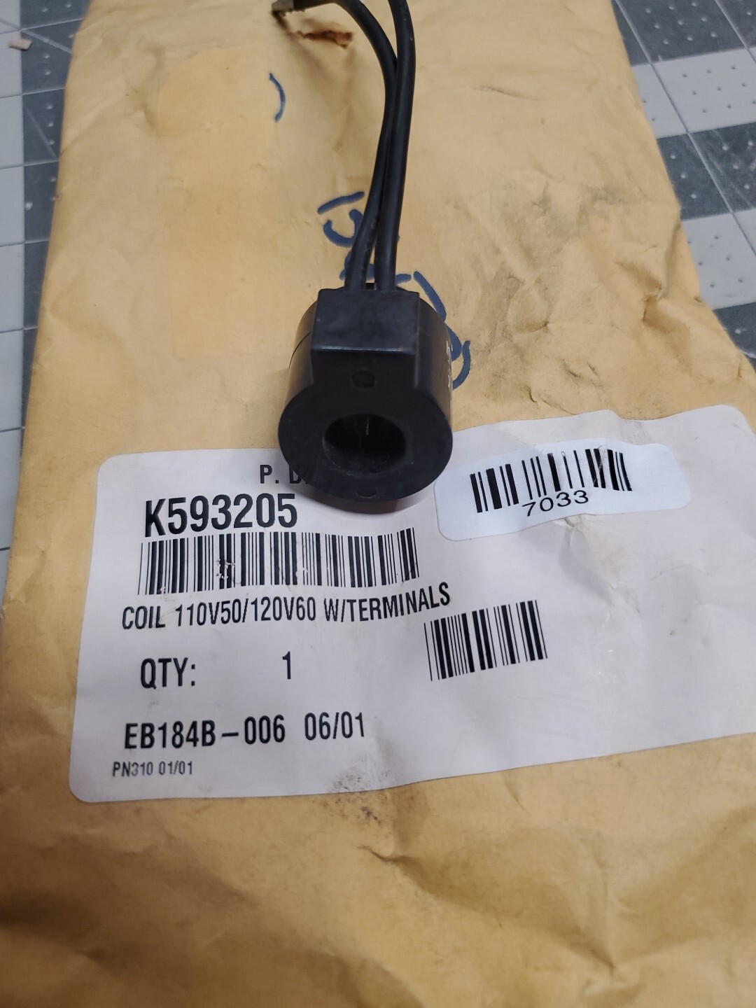 PARKER K593-204 K593205 5195 120V NEW