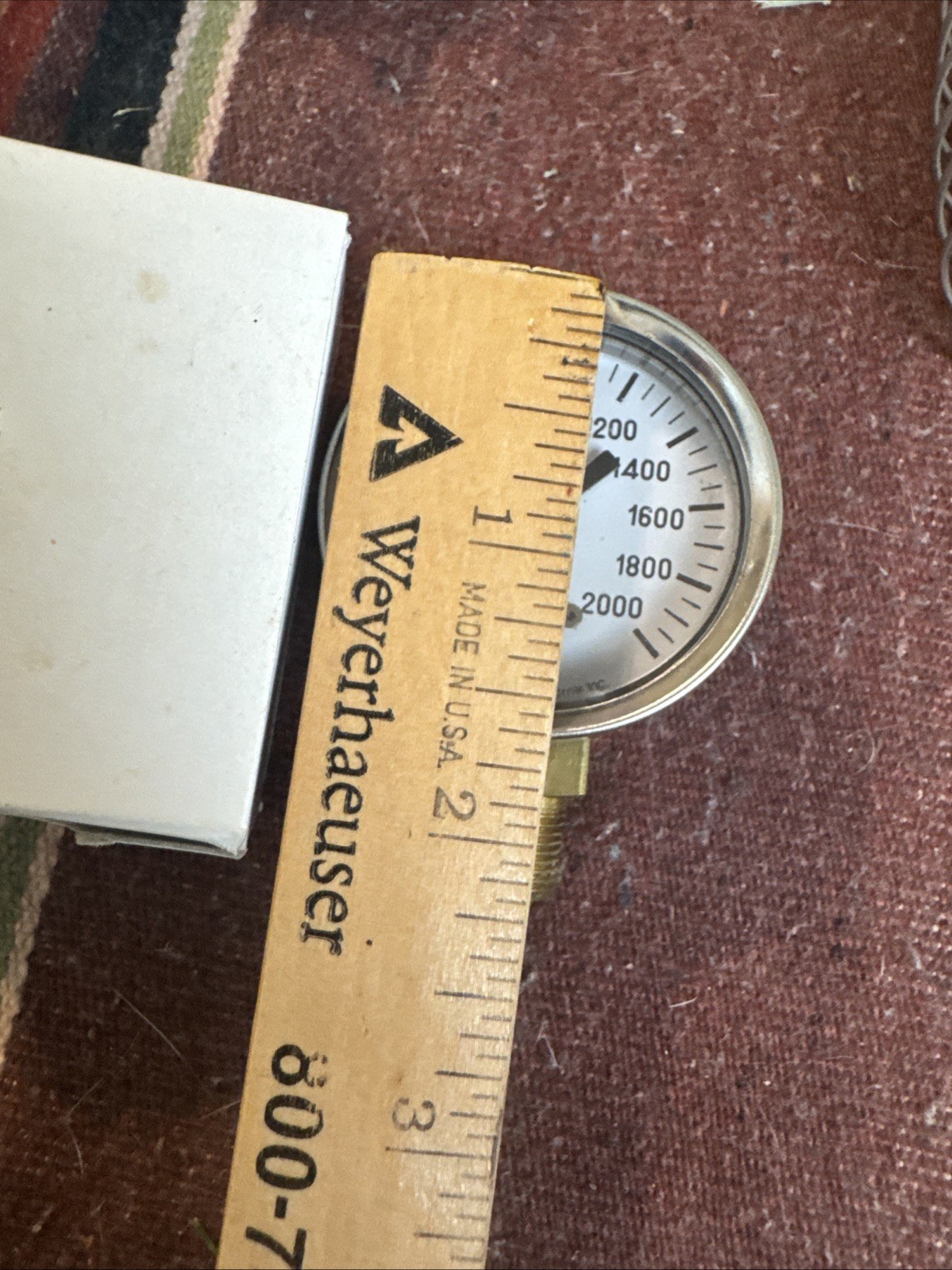 McDaniel Control Gauge 0-2000psi 1/4 NPT Spain