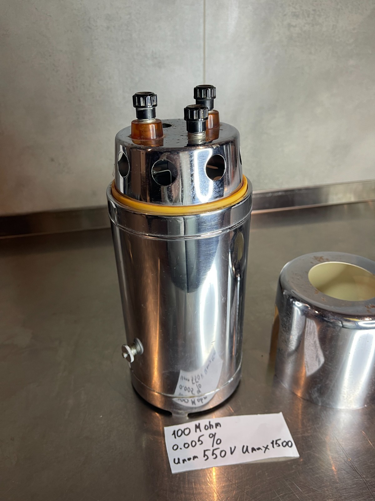 100 Mohm 100 MΩ Resistance Standard Resistor Calibrator Accuracy 0.005% Tested