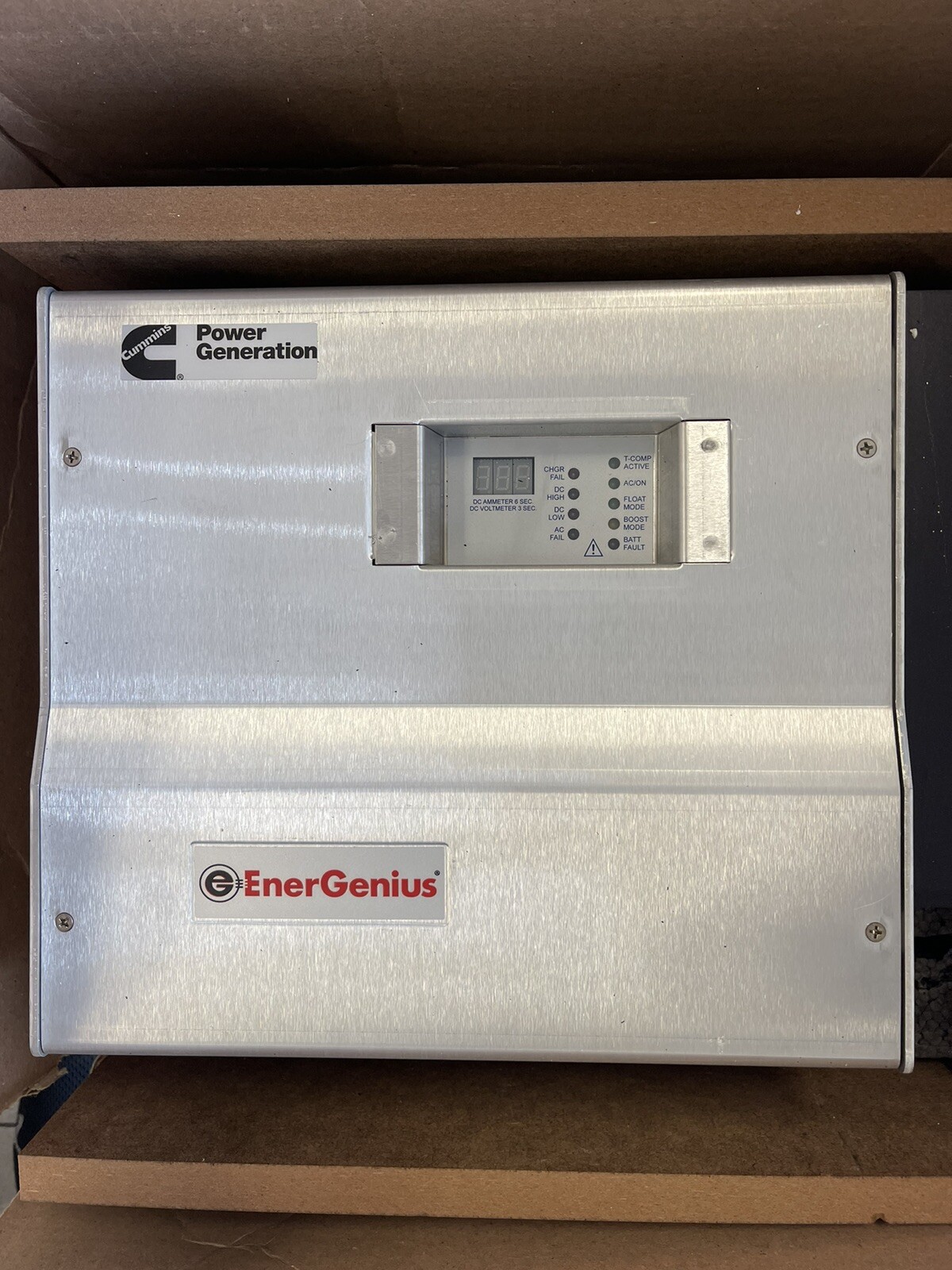 Cummins 20 Amp Battery Charger A051H785, OEM SENS Part No. NRG22-20-HCLSC