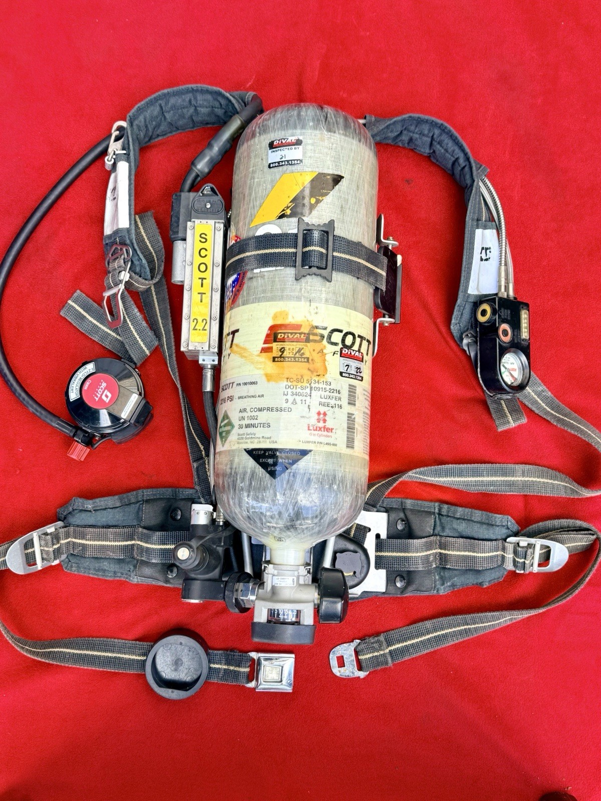 Scott 2.2 SCBA – 2011 Tank & Harness – W/EZ Flo regulator W/ HUD