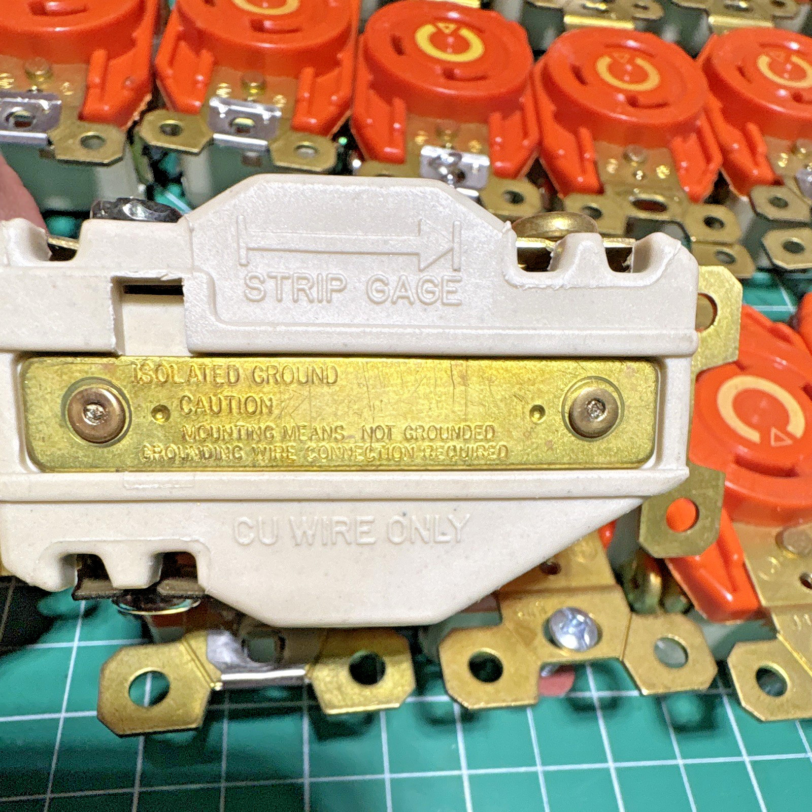 Hubbell L5-30R Isolated Ground Twist Lock Receptacles 30A 125V IG