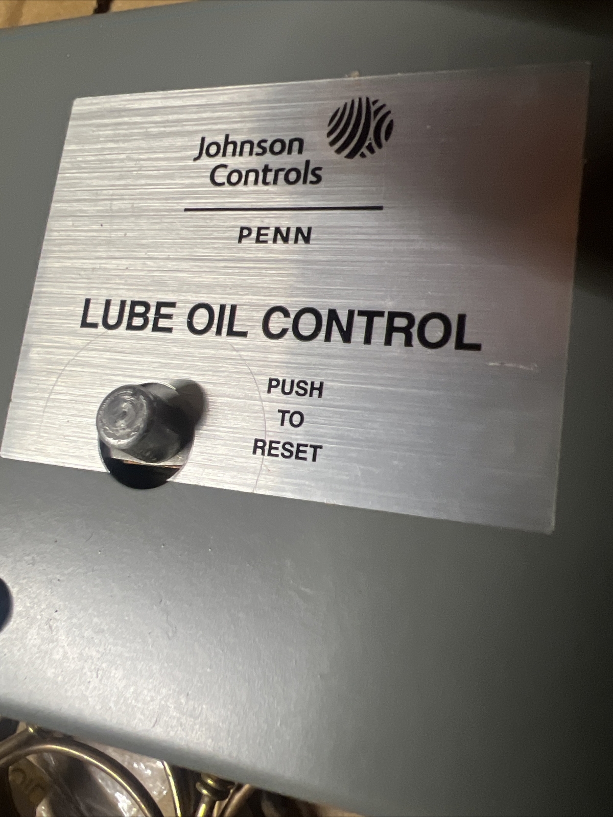 Johnson Controls P45NCA-12 Lube Oil Protector. New In Box.