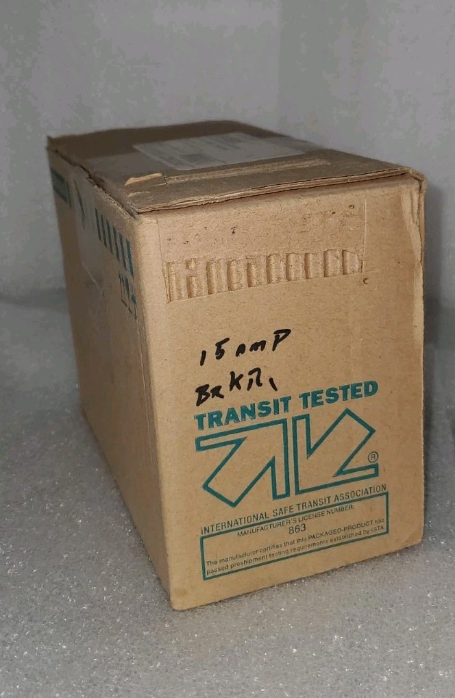 Siemens SENTRON 600V~ Max. 15A 3-Pole Circuit Breaker ED43B015 NEW-OLD STOCK