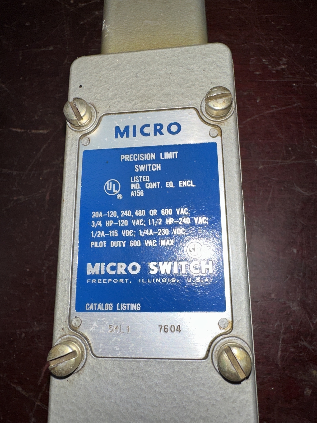 micro switch roller lever 5ml1 7604 And7739