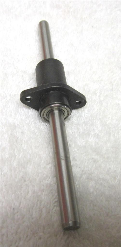 FLANGE MOUNT BEARING HOUSING WITH A 8mm SHAFT FOR MOUNTING PULLEYS/GEARS