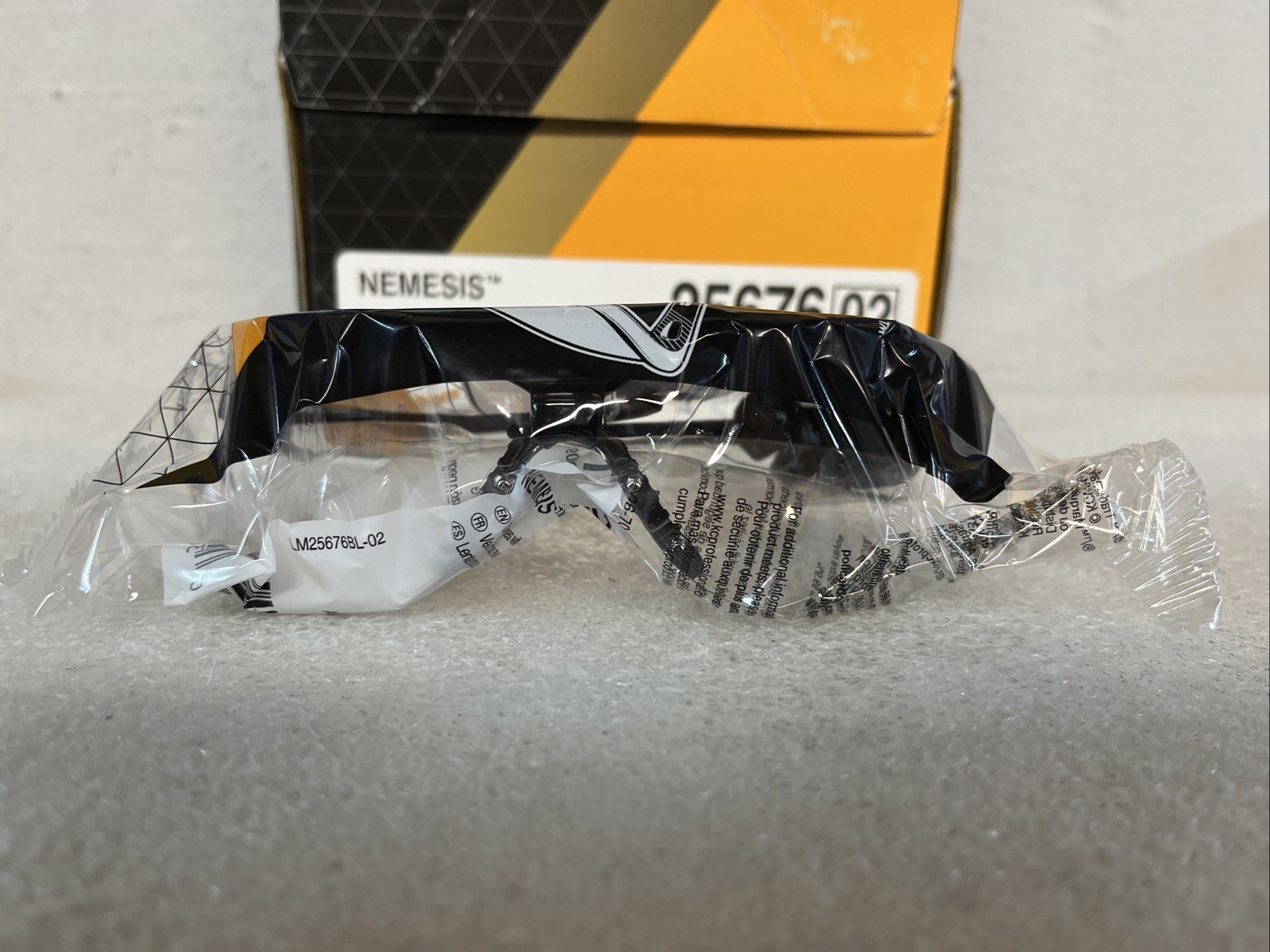 Kleenguard Nemesis 25676 Clear Lens W/ Black Frame Safety Glasses 12 Pack Box