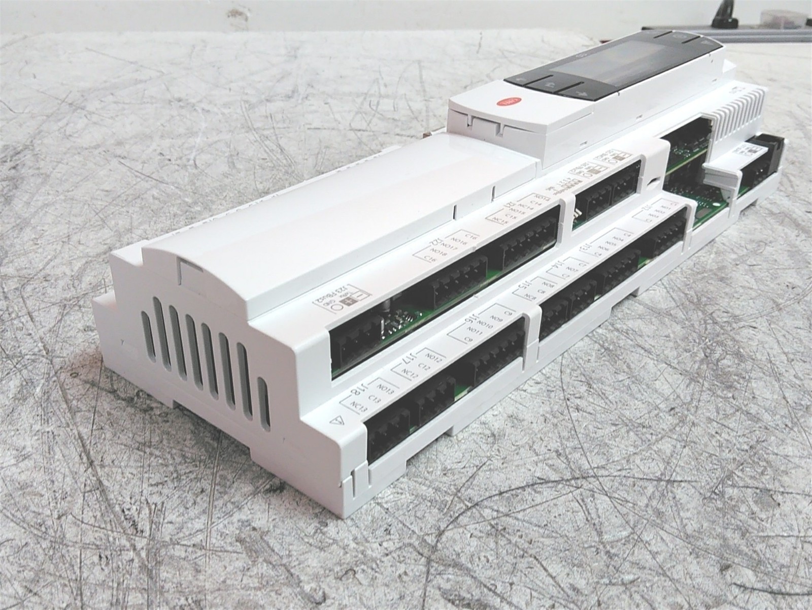 Carel C.PCO P+500BAAA00EL0 Electronic Controller See Description