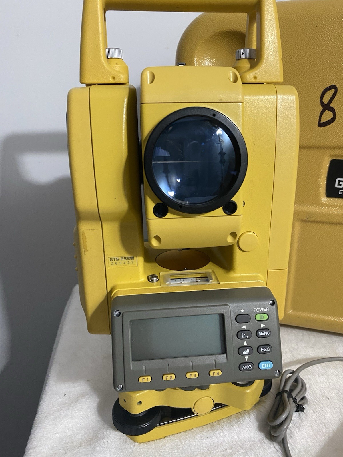 TOPCON GTS-233W ( GTS-230W Series) 3” Electronic Total Station W/ Case & Charger