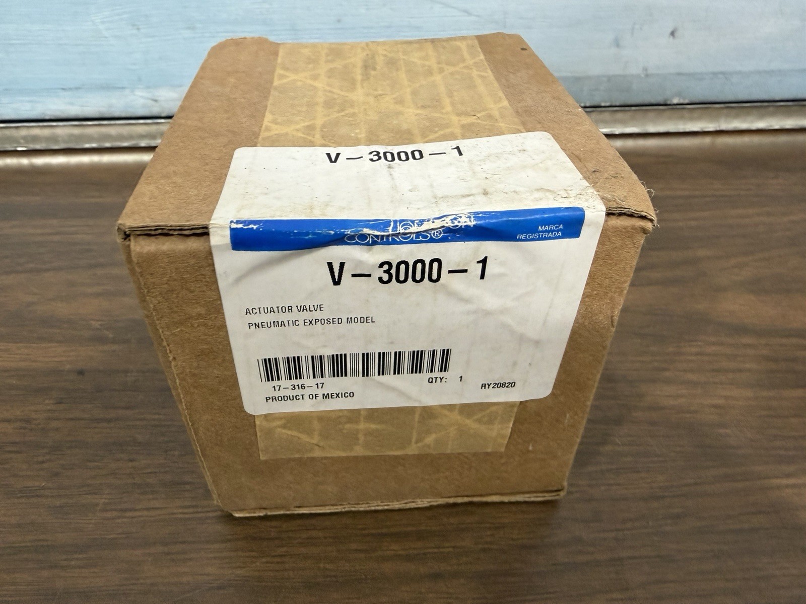 Johnson Controls V-3000-1 New Sealed ( PRICE FOR 1 UNIT ONLY )