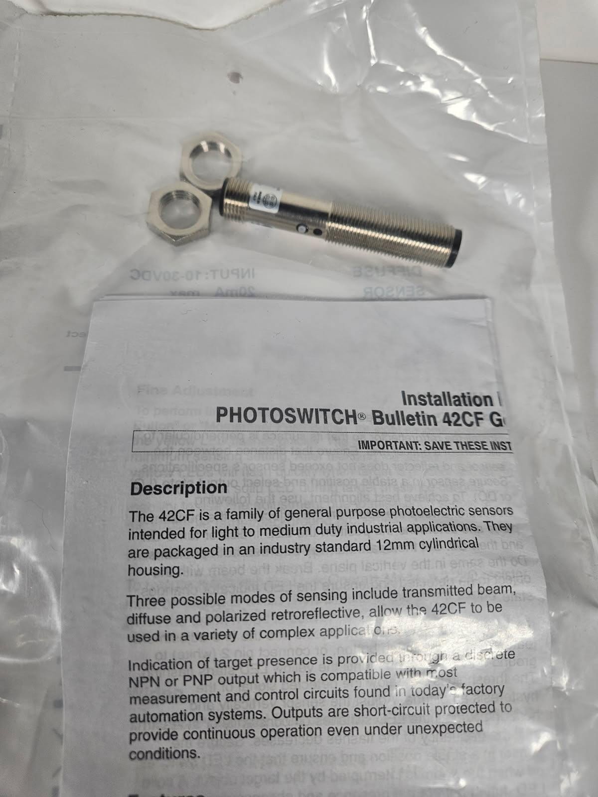 New Allen-Bradley 42CF-D1LPA1-D4 Diffuse Sensor Ser A Rockwell Automation Module